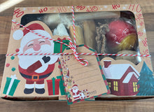 Load image into Gallery viewer, Christmas Treats Gift Box