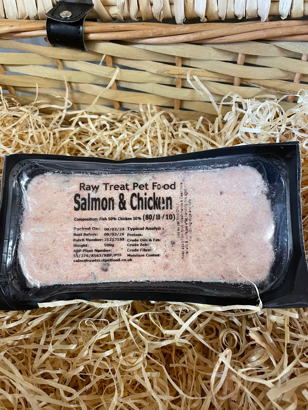 Raw Treat Salmon & Chicken Complete 80/10/10
