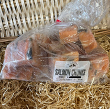 Load image into Gallery viewer, Fish - Salmon Chunks.  Raw.   1kg (approx)
